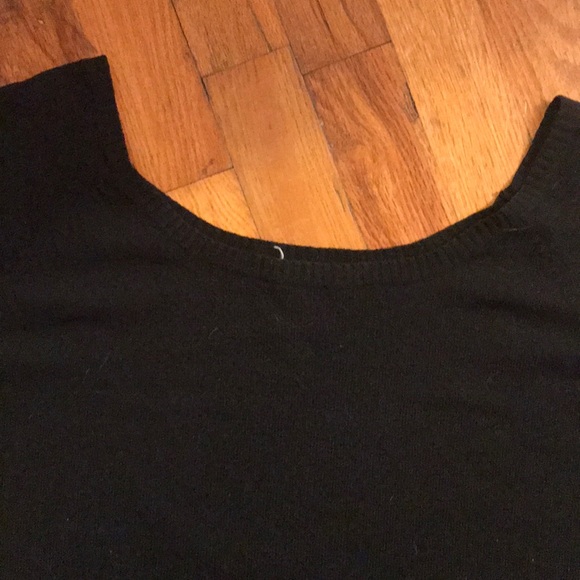 Black Top - Picture 2 of 4